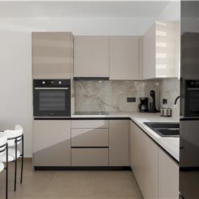 4 bedroom villa with pool by the sea, near Corfu town, sleeps 8